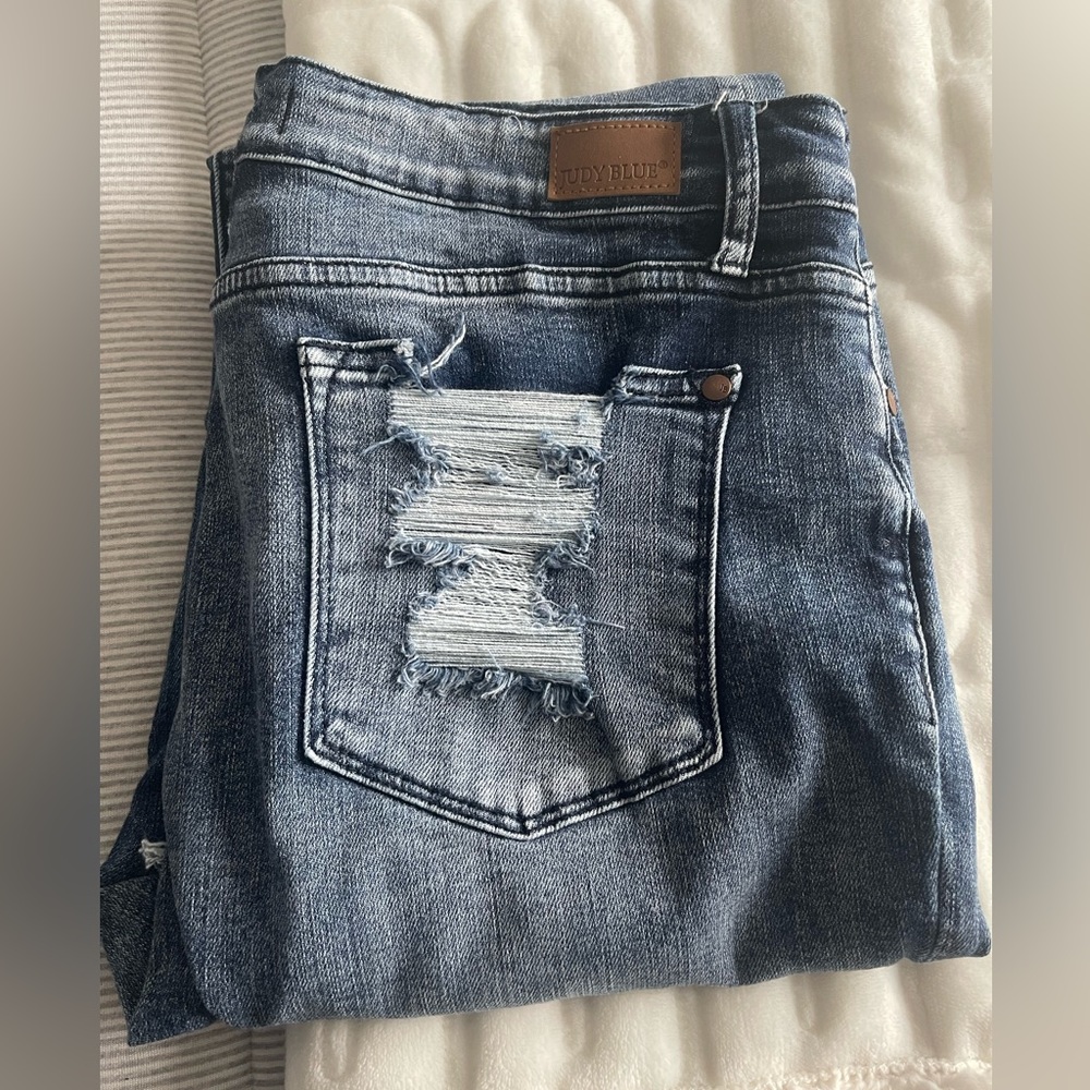Judy Blue Relaxed Fit Jeans